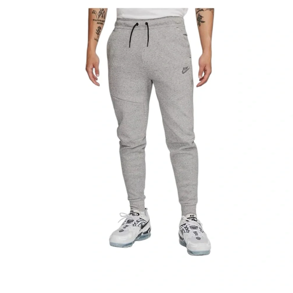 Nike Tech Fleece Gray Jogger M